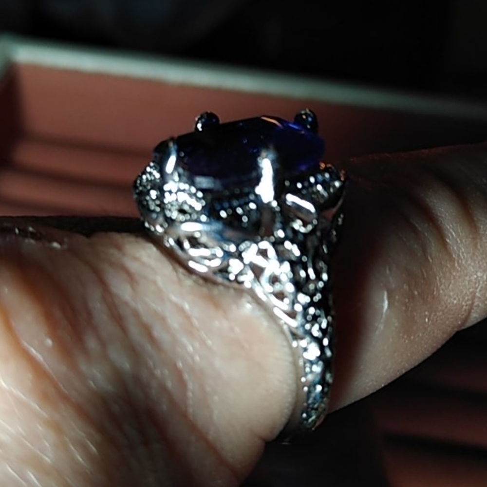 Ring - Picture 4 of 4